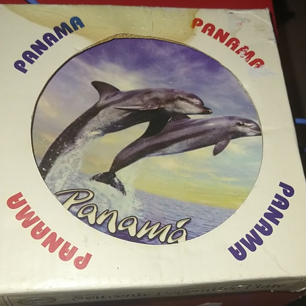 Panamá Souvenir Plate Dolphins